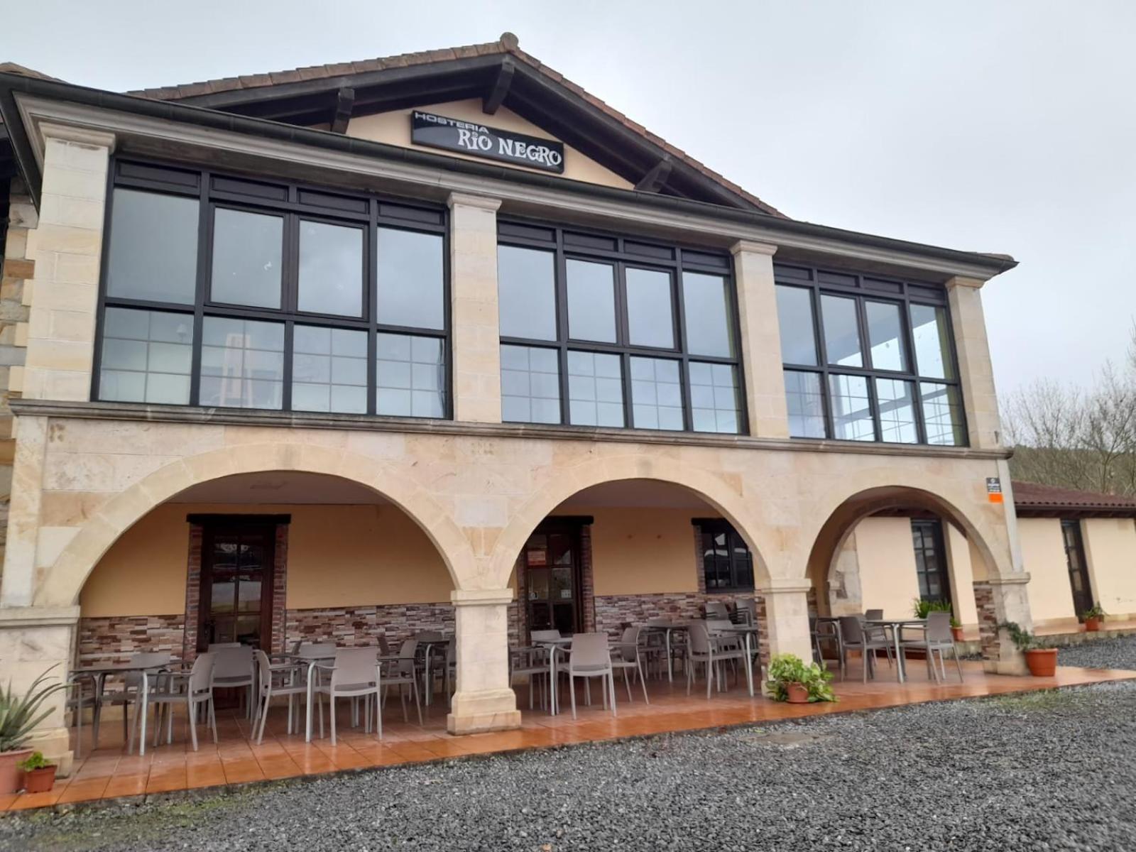 Hosteria Rio Negro Bárcena de Cicero Exterior foto